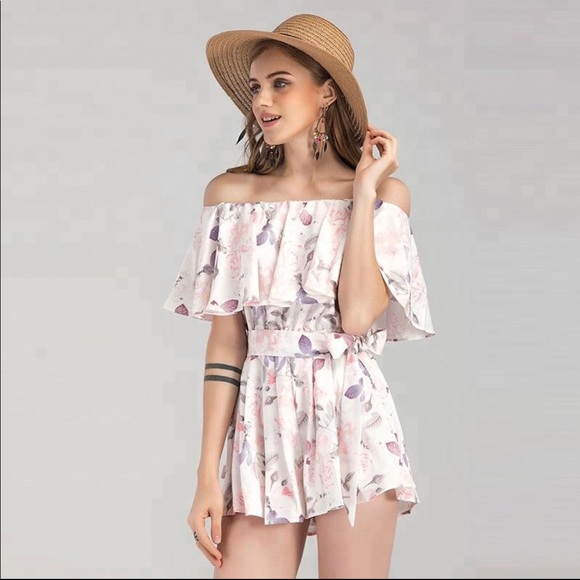 🆕 Off-Shoulder Printed Floral Romper - Picture 2 of 5